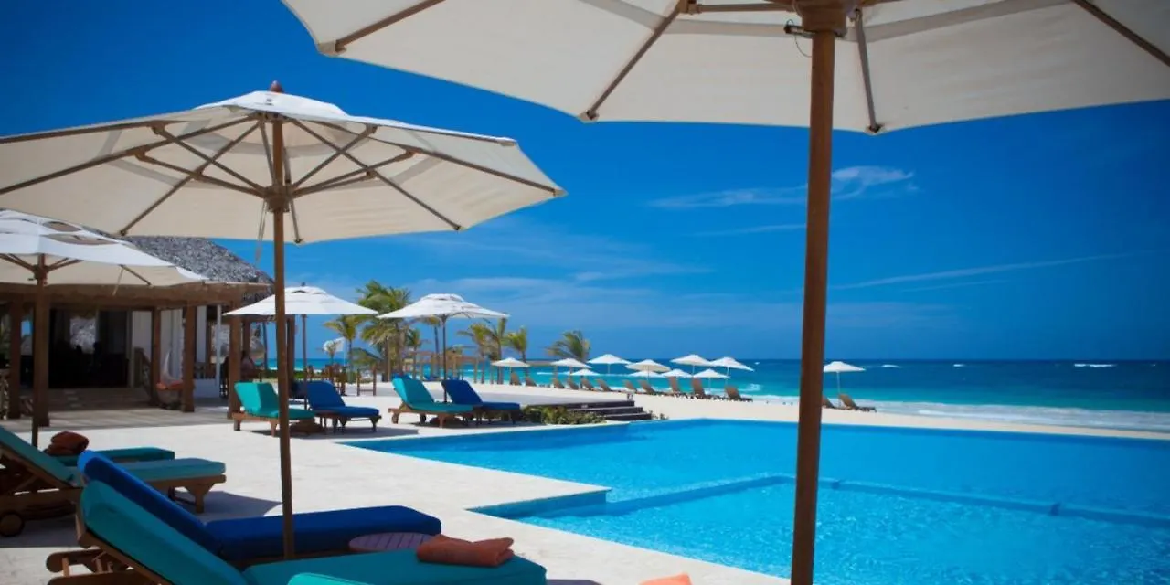 Cana Rock Condos Infinity Pool & Beach Suites Punta Cana